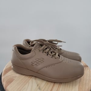 SAS Tripad Comfort Freetime Womens 10 M Beige Comfort Diabetic Walking Shoes